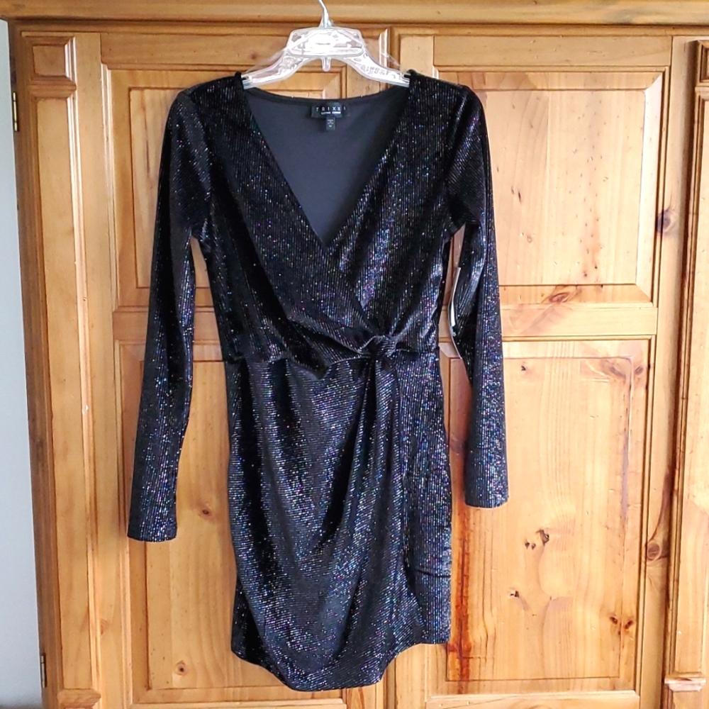 EUC Velvet LBD - Trixxi